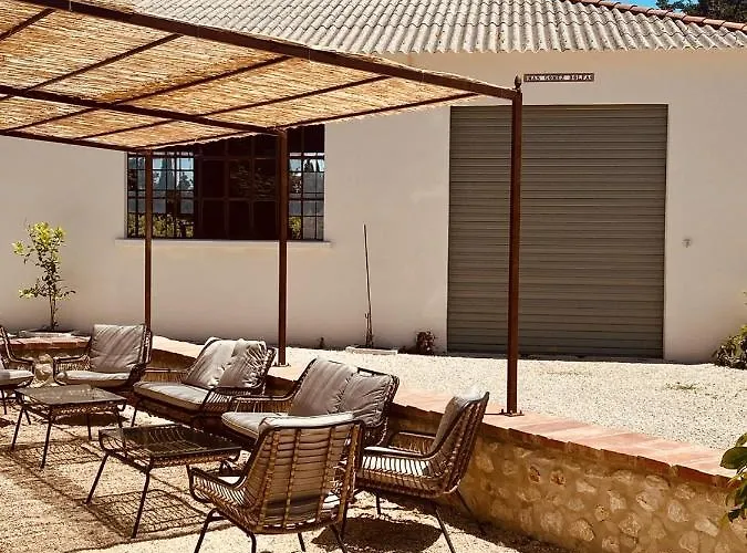 Mas Gomez Bolfa بيت للعطل